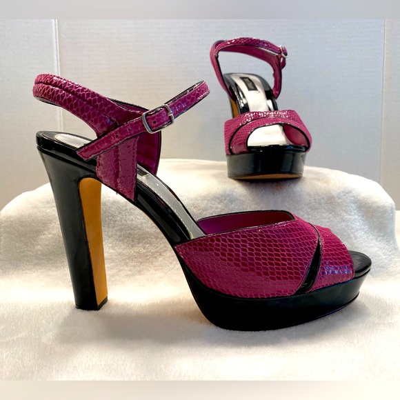 White House Black Market High Heels Snake Print Peep Toe Platform Sz 10 - Picture 1 of 12